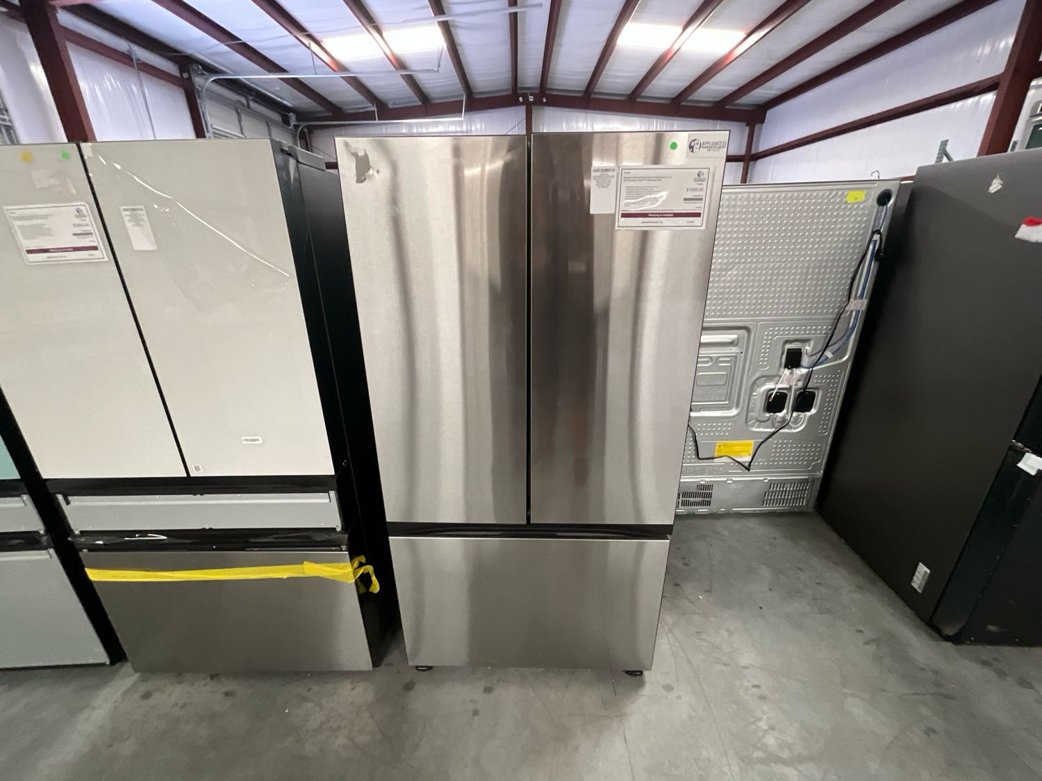 Samsung R30BB6600QLAAStainless Steel Bespoke 30 cu. ft. 3 Door French Door Refrigerator with Beverage Center,