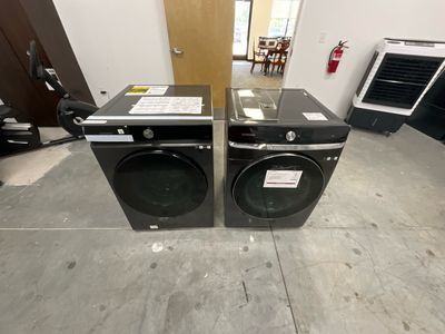 Samsung Set Bespoke AI WF53BB8700AVUS Front Load Washer And Samsung DVE52A5500V 7.4 Cu Ft Smart Electric Dryer With Steam Sanitize In Brushed Black