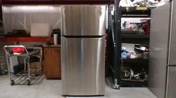 Pre Owned LG Refrigerator LRTLS2403SPO Pre-Owned Appliance