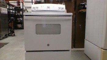 Pre Owned GE Electric Range JBS160DM3WWPO Pre-Owned Appliance