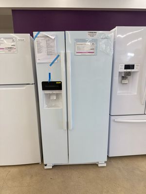 Amana ASI2175GRW 33-inch Side-by-Side Refrigerator with Dual Pad External Ice and Water Dispenser