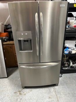 Pre Owned Frigidaire  French Door Refrigerator LGHB2869YF4PO Pre-Owned Appliance