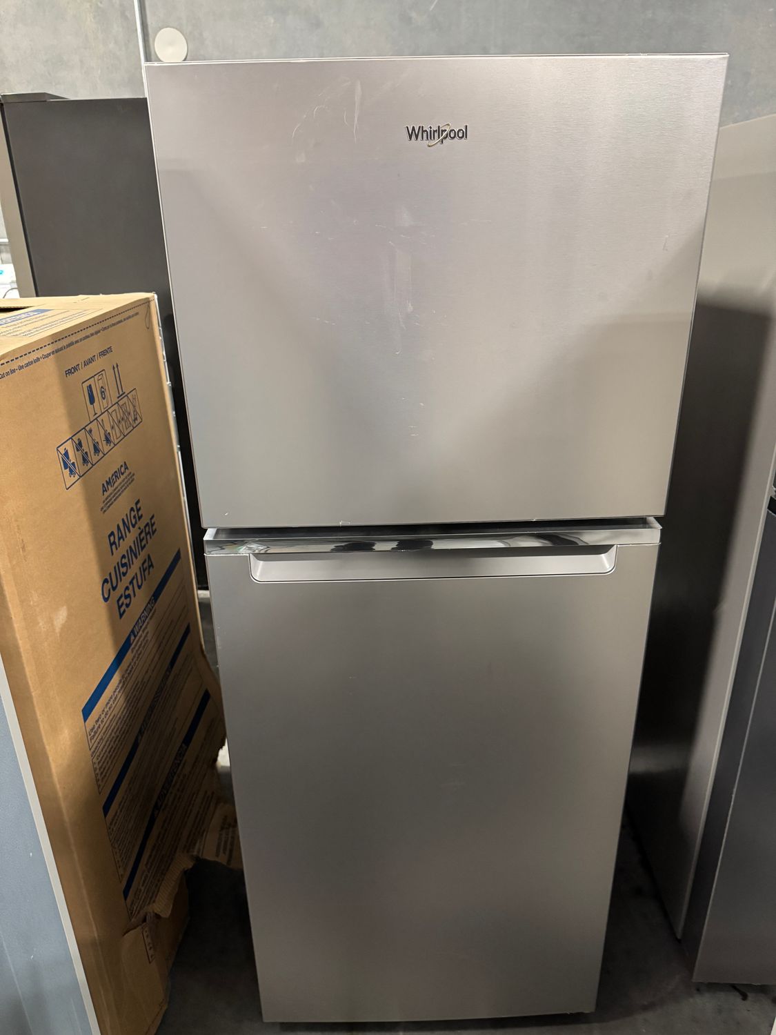 Whirlpool WRT112CZJZPO 24-inch Wide Small Space Top-Freezer Refrigerator - 11.6 cu. ft. Whirlpool WRT112CZJZPO 24-inch Wide Small Space Top-Freezer Refrigerator - 11.6 cu. ft.