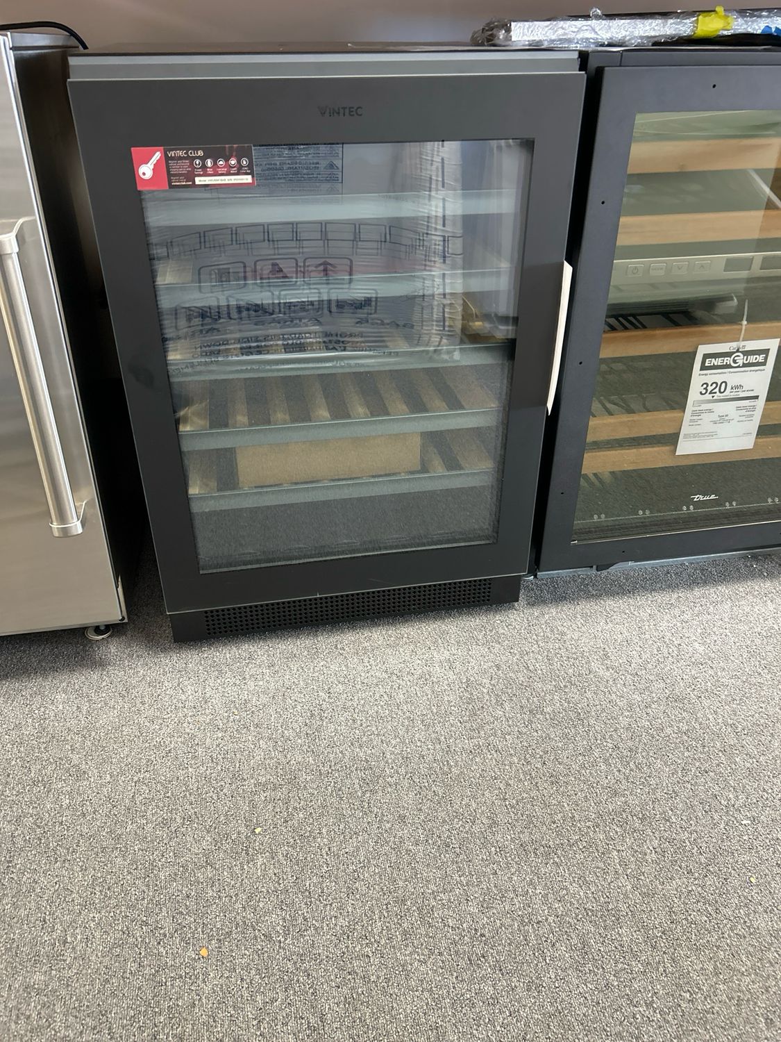 NEW Vintec 41 Bottle Single-Zone Wine Cabinet