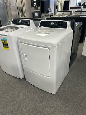 Frigidaire 6.7 Cu. Ft. Free Standing Electric Dryer FFRE4120SW