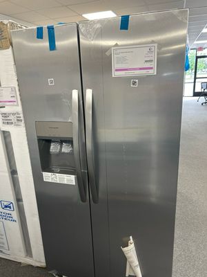 Refrigerator FRSS2623AS 36" Side by Side Frigidaire