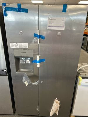 Frigidaire FRSS2623AS 25.6 cu ft 36" Side by Side Frigidaire