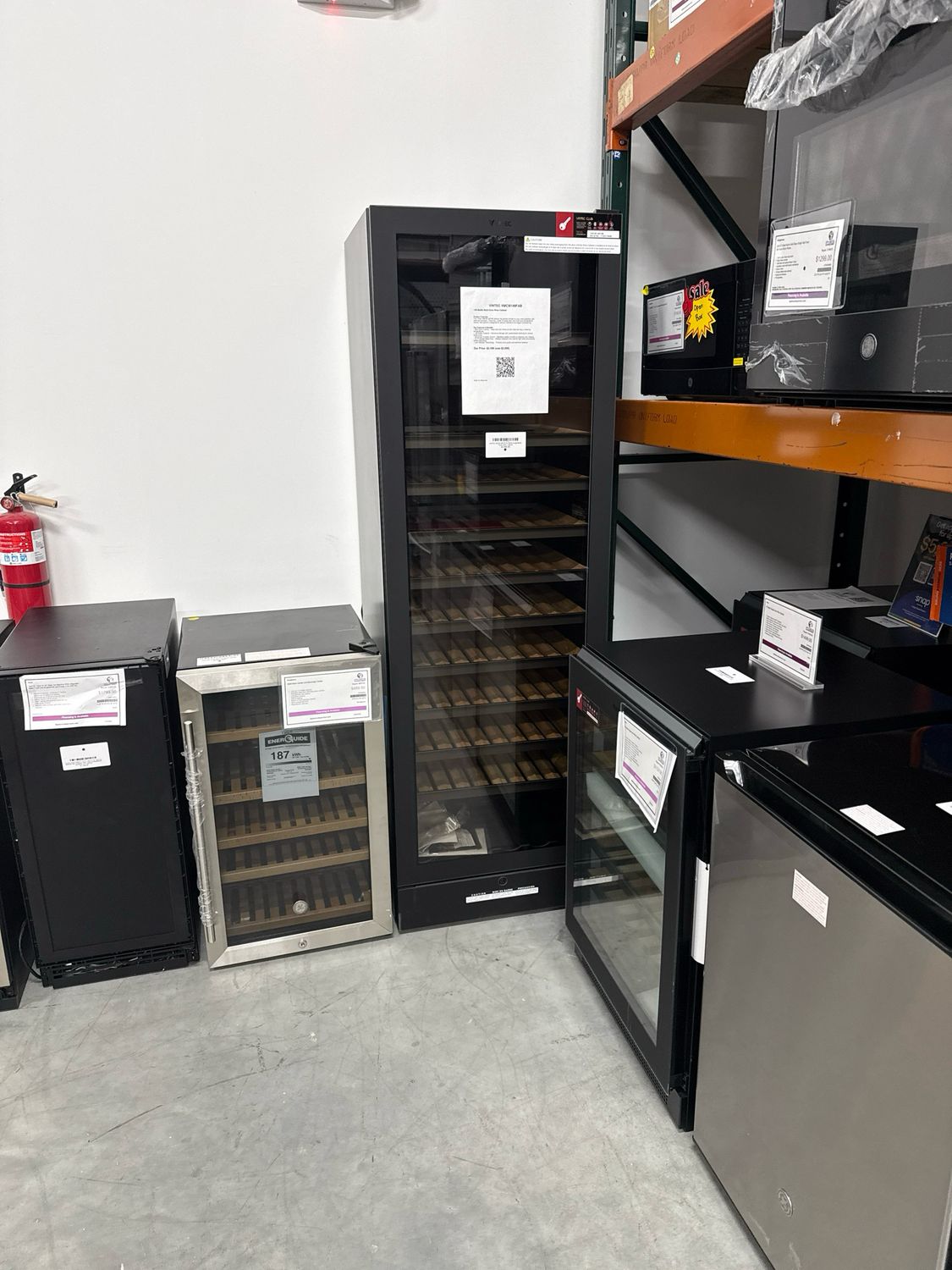 VINTEC WCM149FAB 40 Bottle Single/Multi-Temp Wine Cabinet