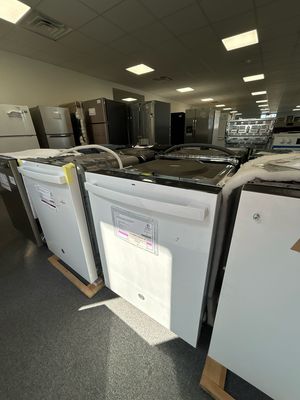 GE GDT670SGVWW  24 in. Top Control Built-In Tall Tub Dishwasher