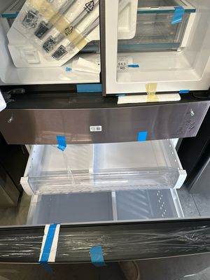 GE Profile PVD28BYNFS 27.9 cu. ft. Smart 4-Door French Door Refrigerator SS