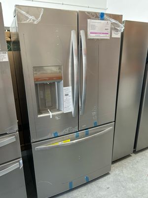 Frigidaire FRFS2823AS FD Refrigerator 27.8 cu ft