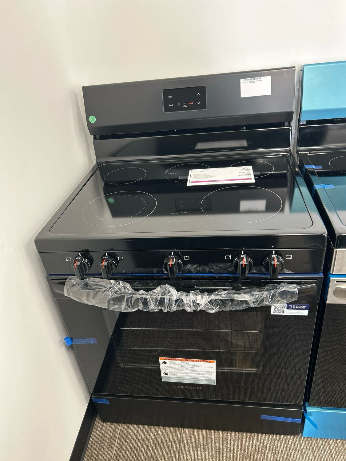 Frigidaire 30" Electric Range FCRE3052BB