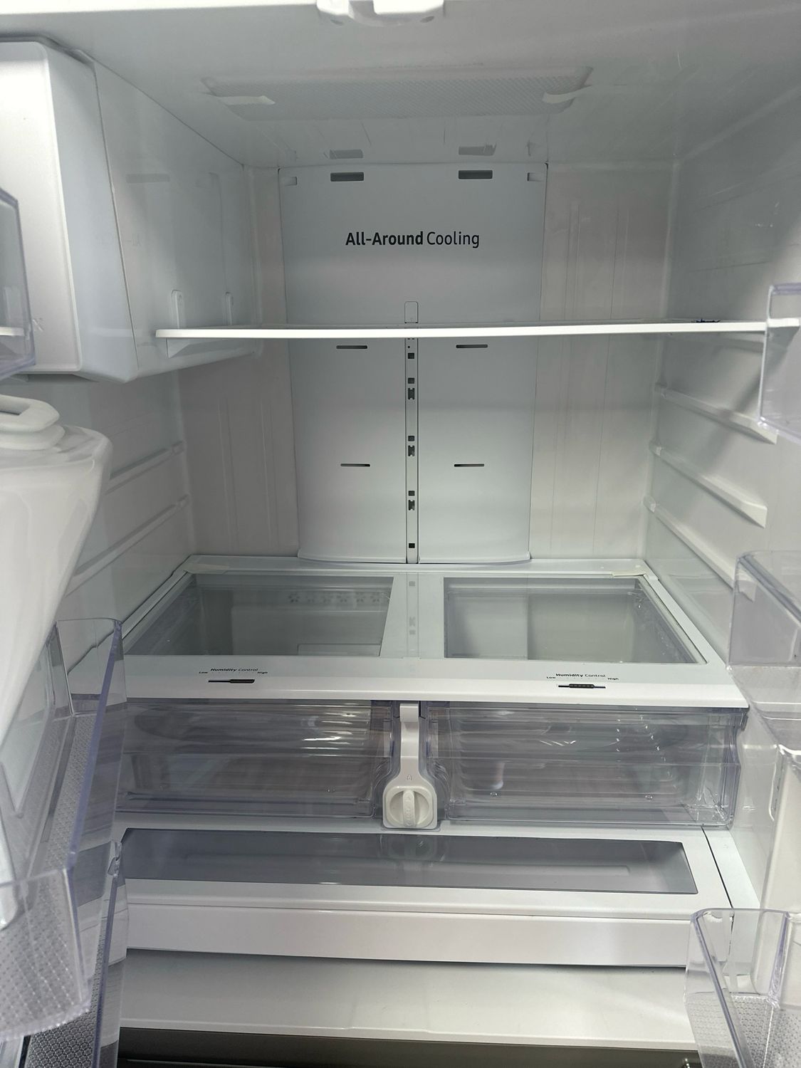 Samsung RF27T5201SR 27-cu ft French Door Refrigerator with Ice Maker Fingerprint Resistant Stainless Steel