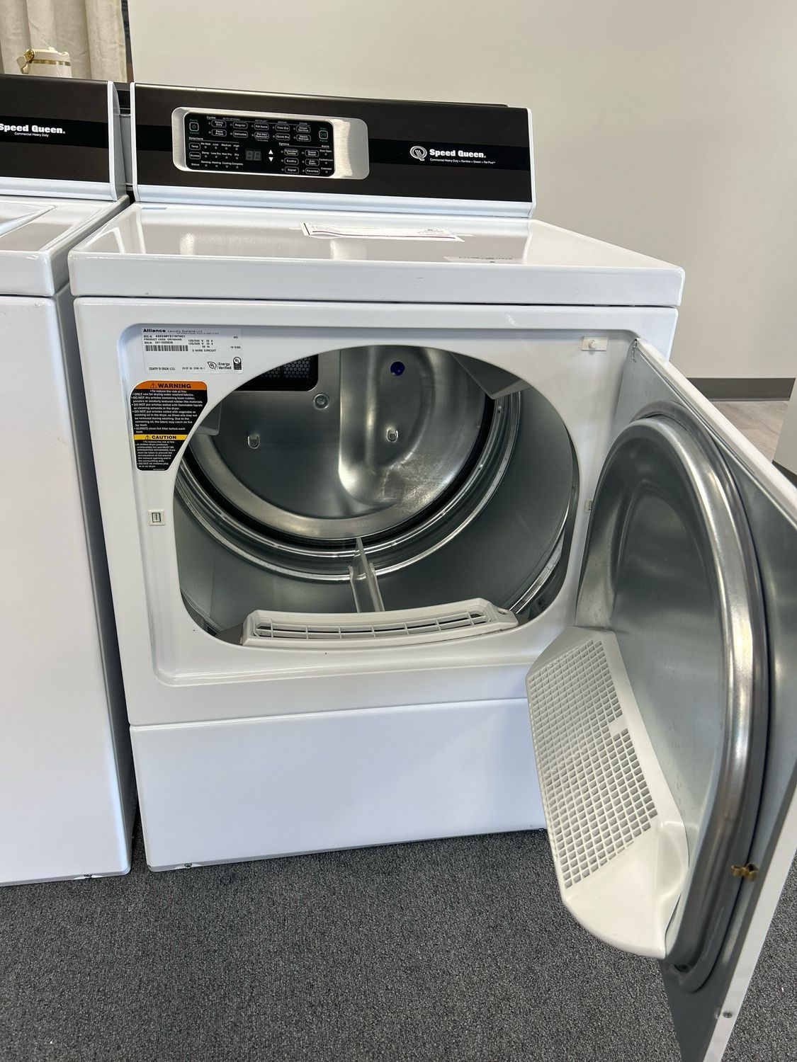 Speed Queen DR7004WE Sanitizing Electric Dryer with Pet Plus