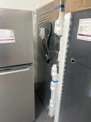 Whirlpool WRT311FZDB 33" Top Freezer 20CF