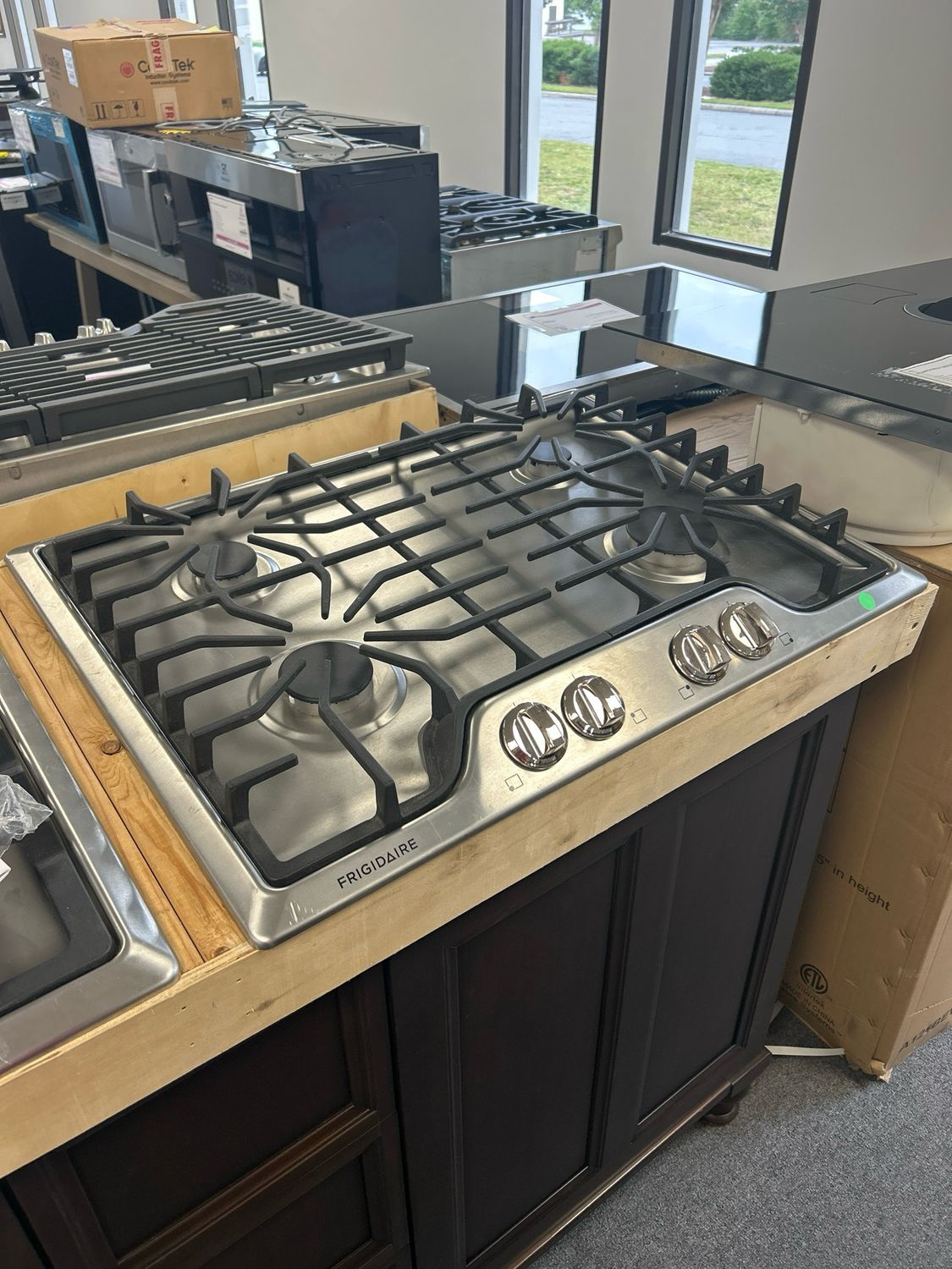 Frigidaire FFGC3026SS Gas Cooktop 30"