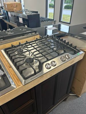 Frigidaire FFGC3026SS Gas Cooktop 30"
