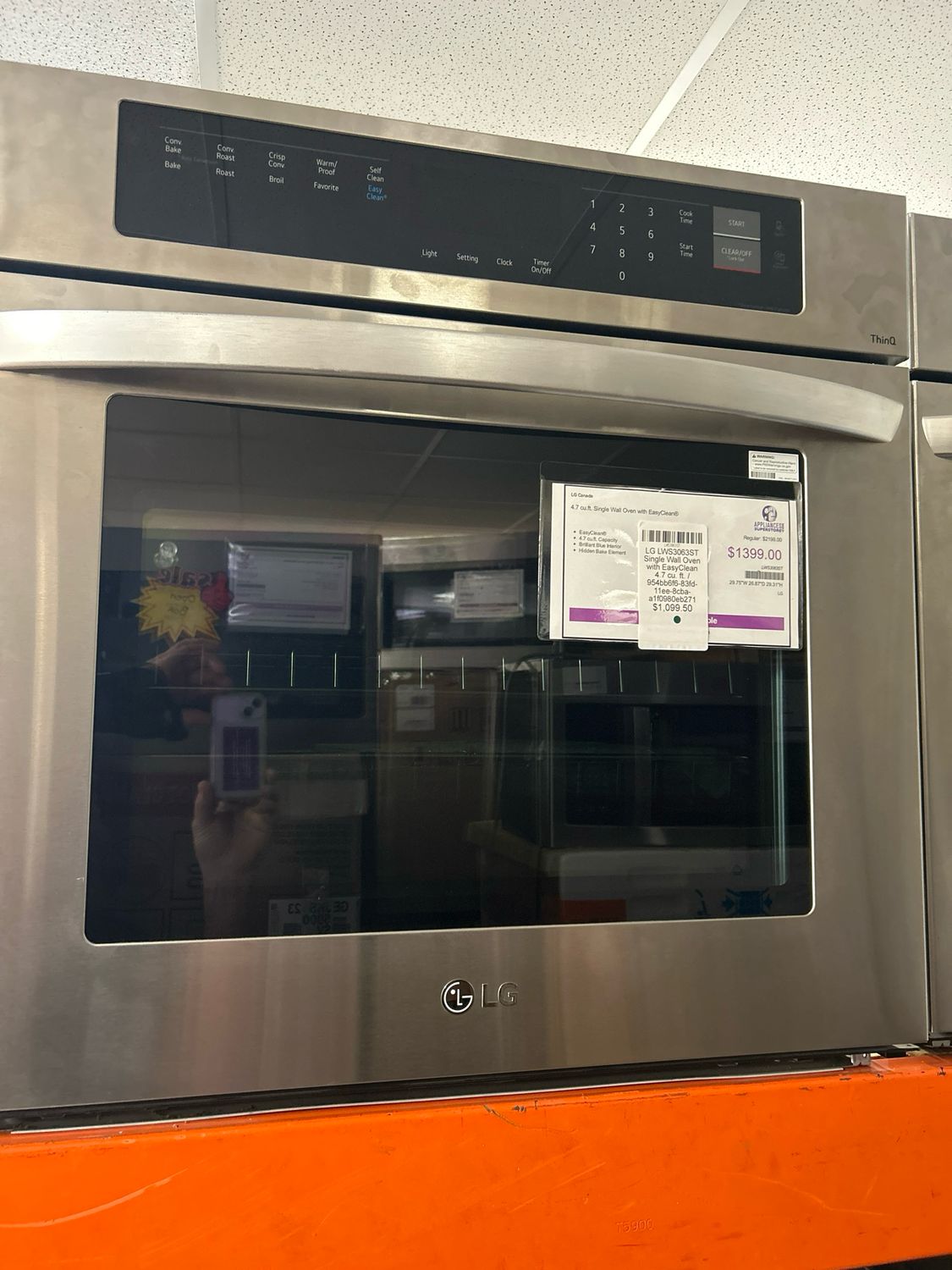 LG LWS3063ST Single Wall Oven with EasyClean 4.7 cu. ft.