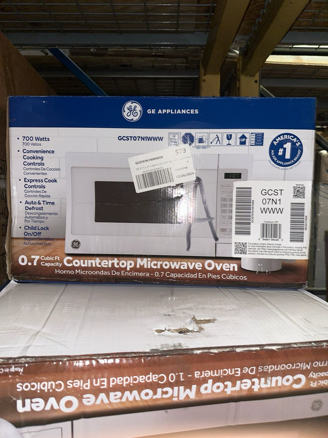 GE GCST07N1WWW  0.7CF Countertop Microwave