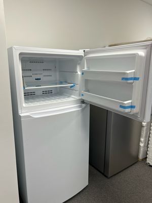 Frigidaire FFTR1425VW 14 Cu. Ft. Top Mount Refrigerator