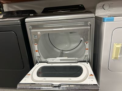 Whirlpool WGD8127LC Top load gas dryer with advanced moisture sensing 7.4 cu. ft.