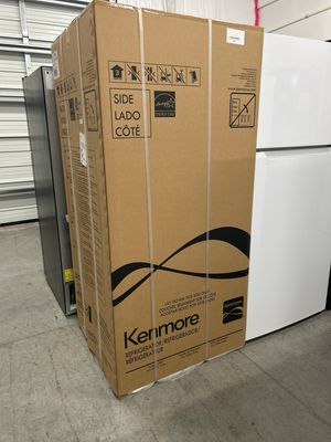 Kenmore KM4672319 18.1 CU FT Top Freezer Refrigerator W/Ice Black