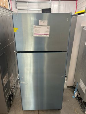 GE Appliances GTS17GSNRSS 16.6 Cu. Ft. Top-Freezer Refrigerator