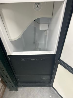 U-Line UCLR1215S00B Clr1215 15" Clear Ice Machine With Stainless Solid Finish, No (115 V/60 Hz Volts /60 Hz Hz)