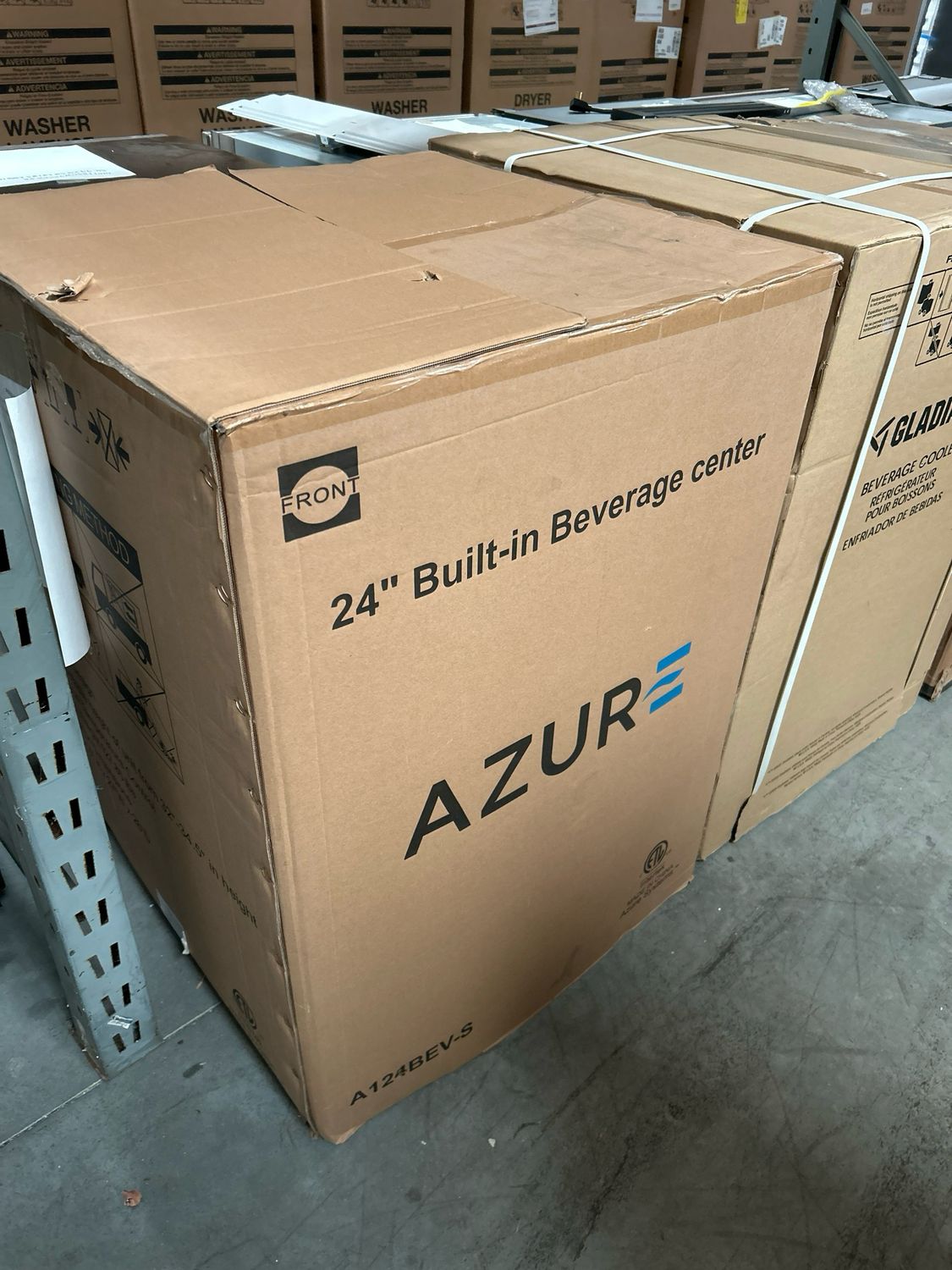 AZURE A224BEVS 24" Beverage Center