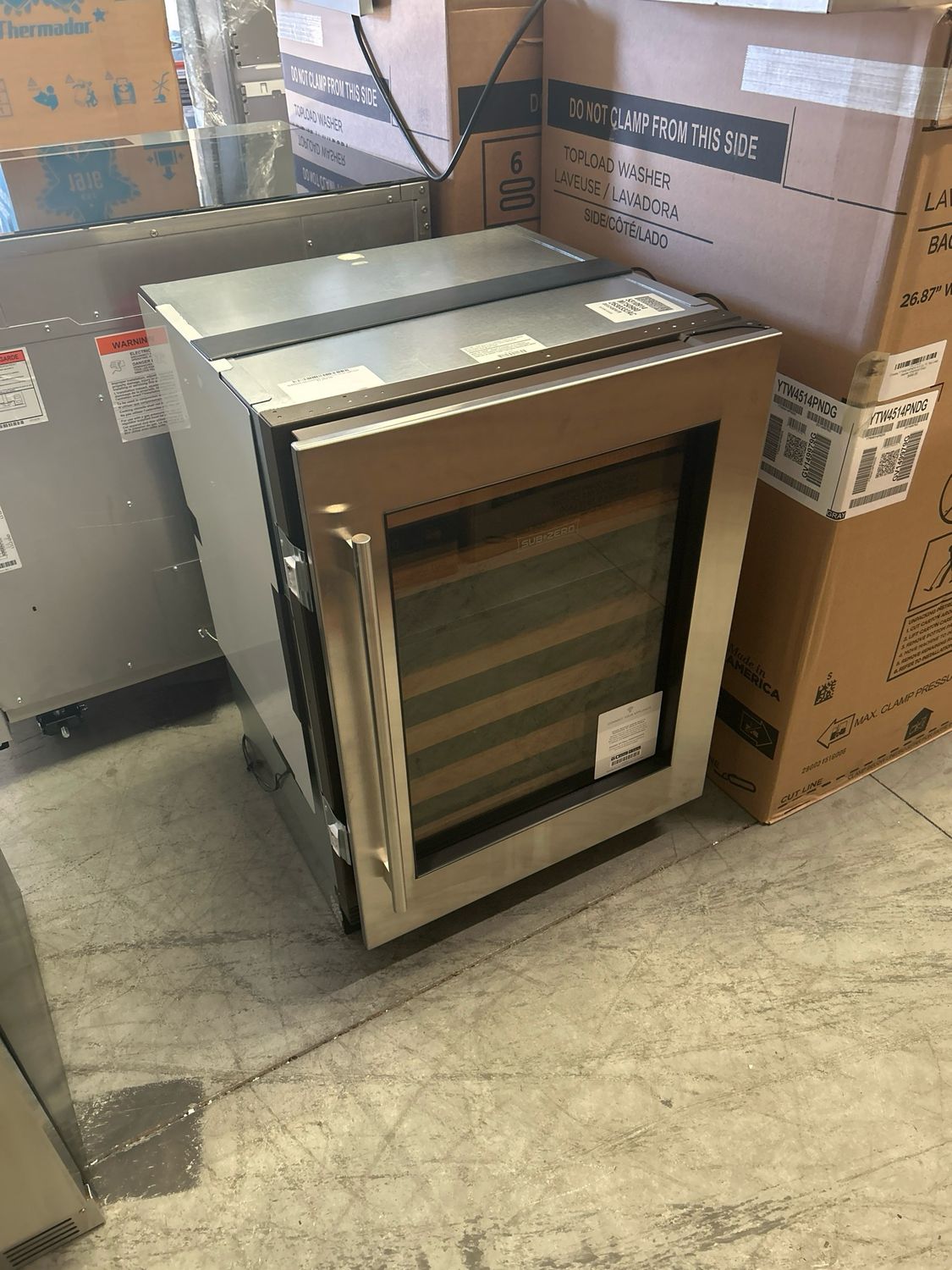 SUBZERO DEU2450WR 24" U/C P/R WINE UNIT R/H