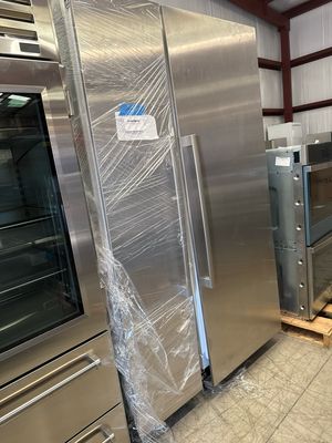 Bosch Benchmark Series B18IF905SP 18 Inch Panel Ready Built-In Smart All Freezer Column