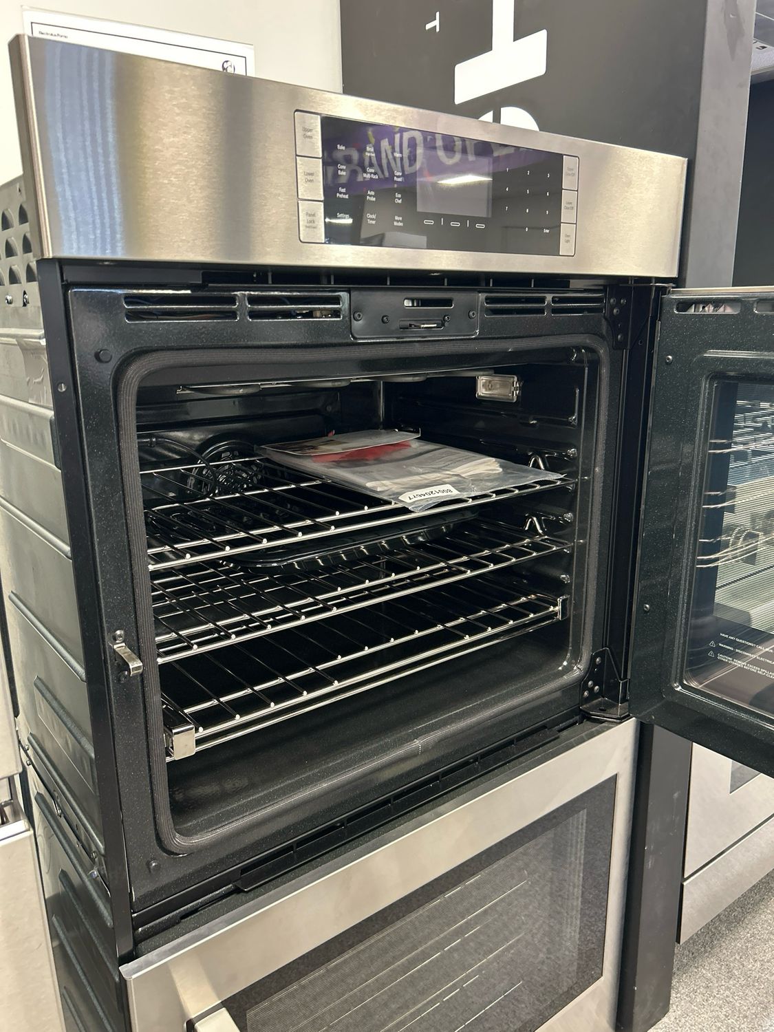 Bosch Benchmark Series HBLP651RUC 30 Inch Double Convection Electric Wall Oven