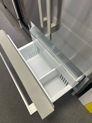 BOSCH B36CD50SNS 36 FRENCH DOOR REFRIGERATOR