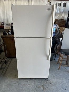 Pre Owned Whirlpool Refrigerator ET8MHKXXMQ04PO Pre-Owned Appliance