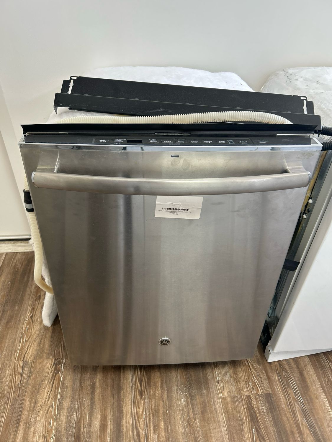 Pre Owned GE Dishwasher GDT655SSJ2SSPO Pre-Owned Appliances