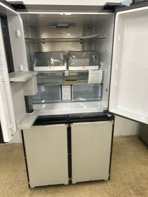 Samsung RF29A9675AP BESPOKE 36 in. 4-Door Flex French Door Refrigerators with Beverage Center 29 cu. ft.