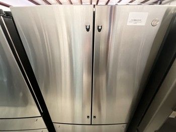 GE GNE27JYMFS  Fingerprint Resistant French-Door Refrigerator 27 cu. ft.