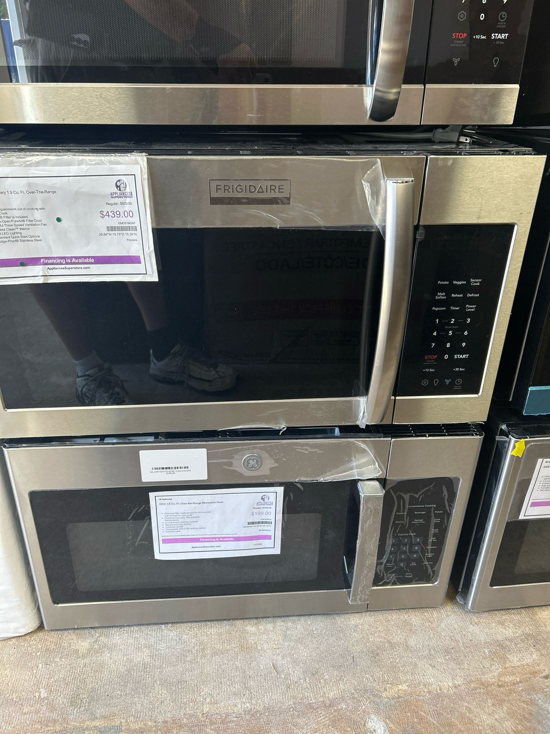 Frigidaire GMOS1962AF 1.8 Cu Ft Over the Range Microwave Stainless Steel GMOS