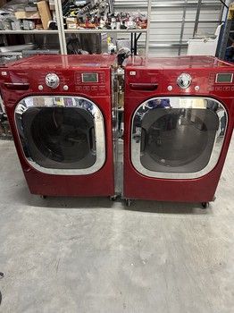 Pre Owned LG Front Load Washer/Dryer Set WM3001HRAPODLEX3001RPO Pre-Owned Appliance
