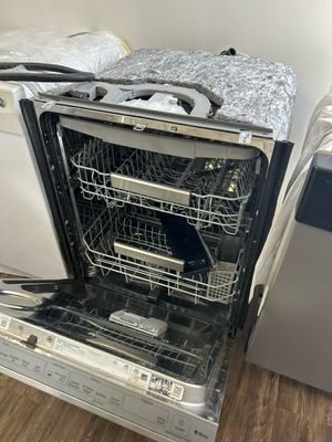 Pre Owned Samsung Dishwasher DW80R9950USPO Pre-Owned Appliance