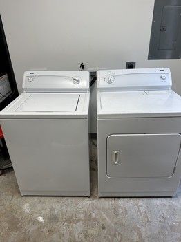 Pre Owned Kenmore Washer/Dryer Top Load Electric Set 11028322700PO11068322700PO Pre-Owned Appliance