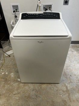Pre Owned Whirlpool Top Load Washer WTW7000DW0PO Pre-Owned Appliance
