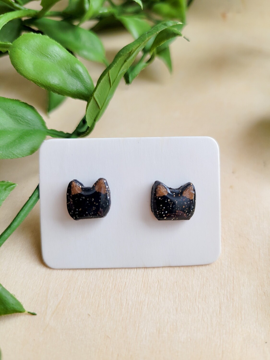 Cat head studs