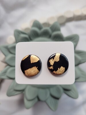 Savanah studs