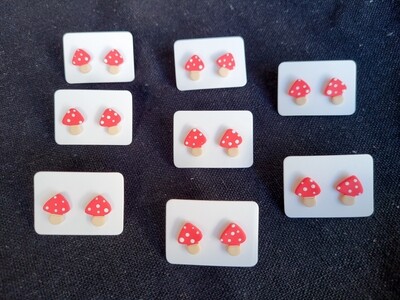 Mushroom studs