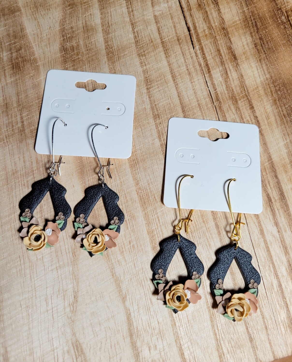 Dark Beauty Dangle