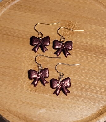 Bow dangle