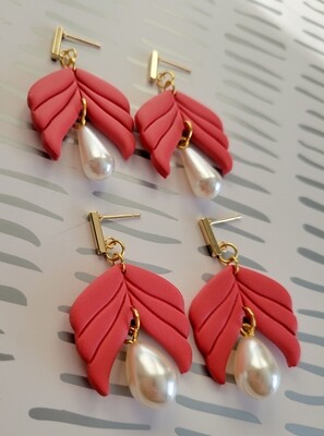 Scallop Dangle