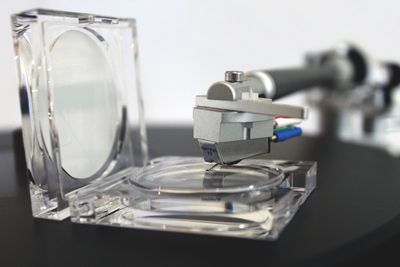 Kontaktmittel / Reiniger