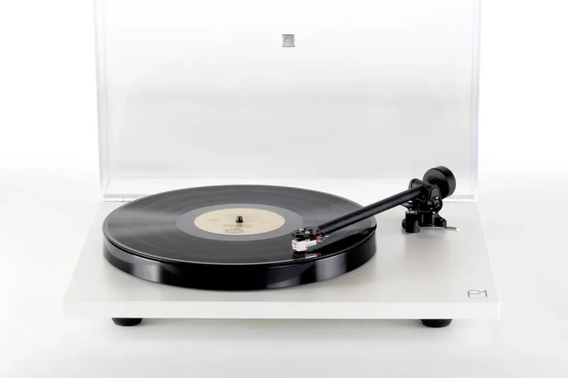 Rega Planar 1 Plus Plattenspieler mit Phonovorstufe MM